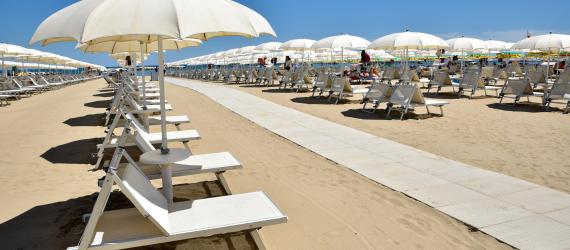 ambienthotels de pool-villa-adriatica 008
