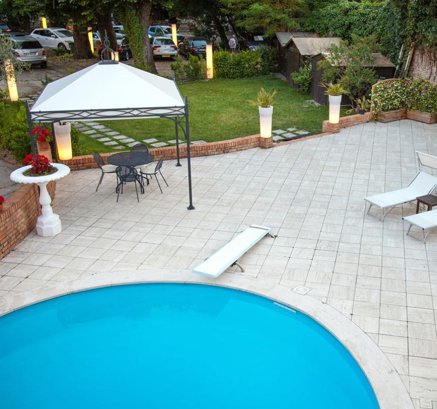ambienthotels de pool-villa-adriatica 004
